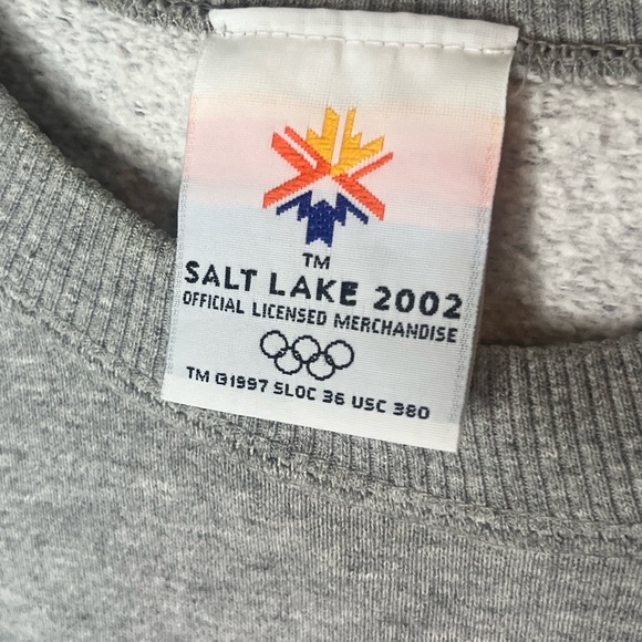 2002 Salt Lake Utah XIX Olympic Winter Games Sweatshirt Size Large - Picture 3 of 10